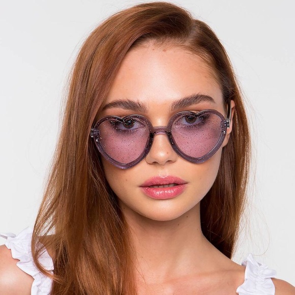Accessories - 🌟LAST ONE! Heartin Candy Glitter Sunnies